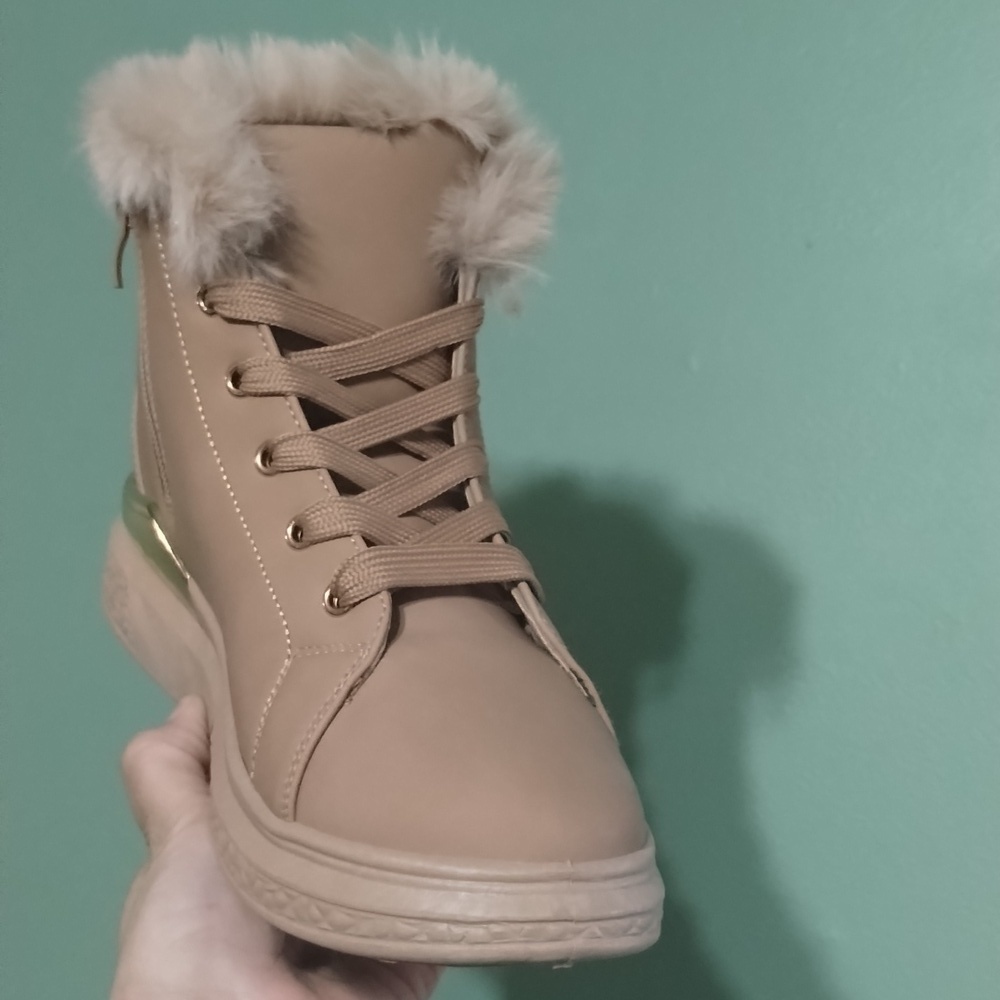NIB Tan BOOTS UNBRANDED SZ.8 WITH FUR - Picture 6 of 9